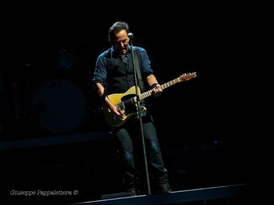 Bruce Springsteen, la scaletta del concerto di LA (e il video di Neil Young)