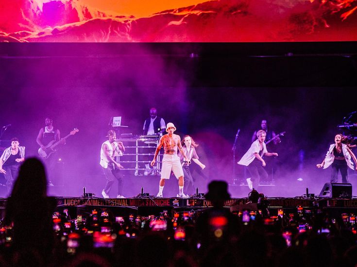 Justin Bieber nudo per la nonna: guarda le foto