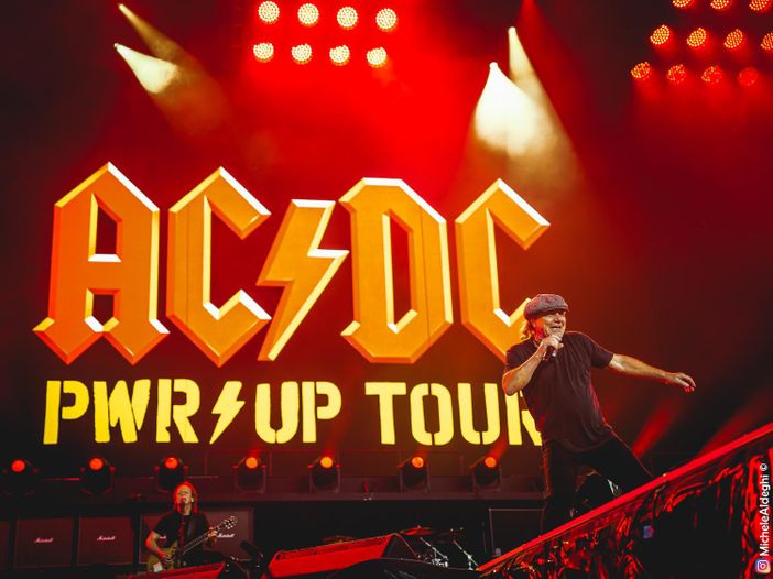 √ Gli AC/DC tornano in Italia per un concerto a Imola a luglio - Rockol