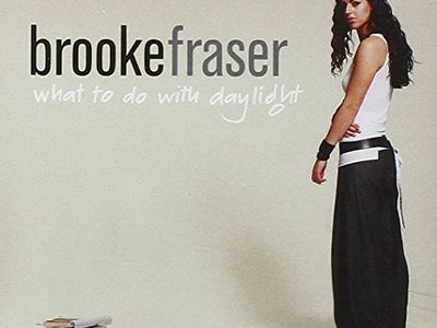 Brooke Fraser: &apos;Ogni persona racchiude in sé bellezza e forza&apos;