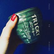 Tricky - FALL TO PIECES