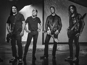 Metallica raccolta fondi