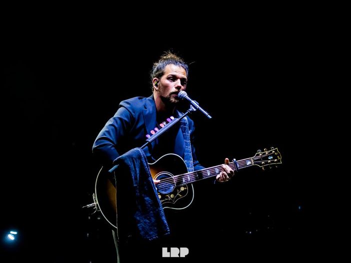 Concerti, Enrico Nigiotti: un tour in acustico per l&#039;estate
