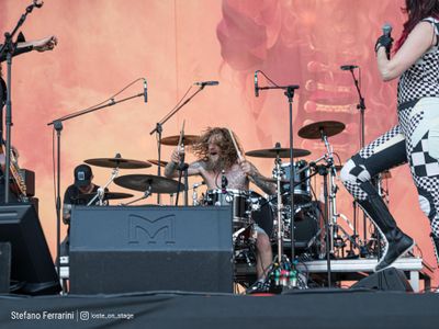 I Last Internationale e il combat-rock (e un mese gratis di Premium+ su Deezer)