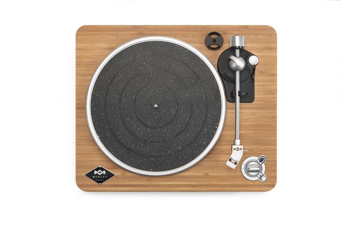 https://images.rockol.it/eB3TfKUGUtoAaWEeTg3ApQI1dHg=/700x0/smart/rockol-img/img/foto/upload/em-jt002-sb-hr-product-02.jpg