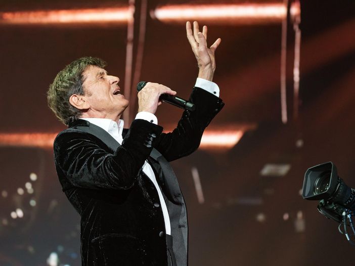 Gianni Morandi e il ritorno in gara a Sanremo: &ldquo;Per me &egrave; un ricominciare&rdquo;