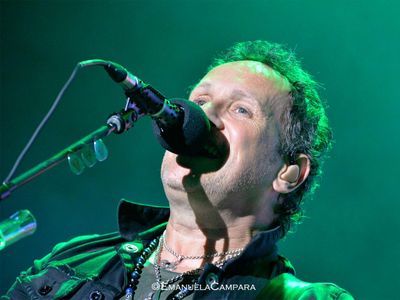 Def Leppard, ecco la tracklist della raccolta &apos;Mirrorball&apos;