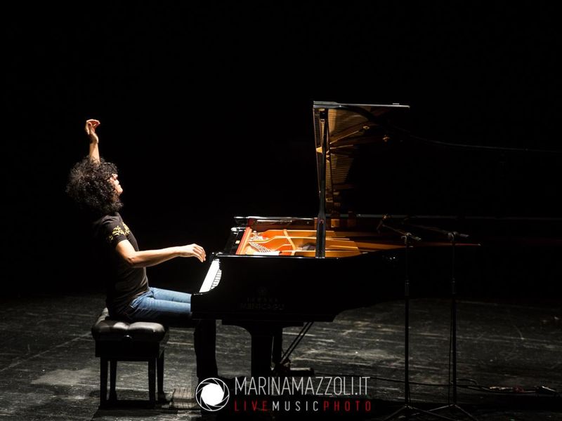 27 dicembre 2016 - Teatro Politeama - Genova - Giovanni Allevi in concerto