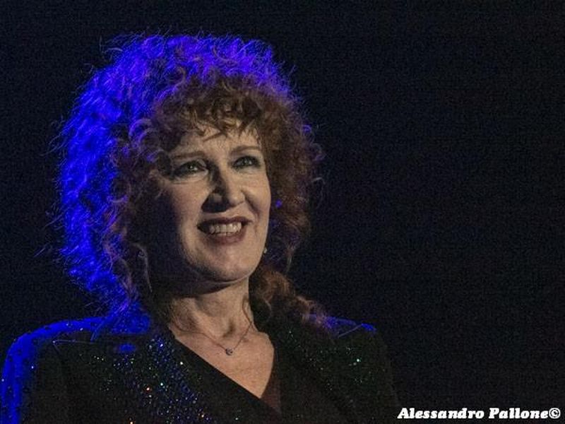 25 marzo 2022 - Dis_Play Brixia Forum - Brescia - Fiorella Mannoia in concerto