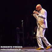 8 luglio 2012 - Parco di Villa Olmo - Como - Mario Biondi in concerto 8 luglio 2012 - Parco di Villa Olmo - Como - Mario Biondi in concerto