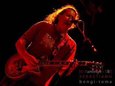 Nuovo contratto e nuovo album per i Meat Puppets