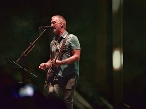 Classifiche, Billboard album chart: al numero 1 i Queens Of The Stone Age