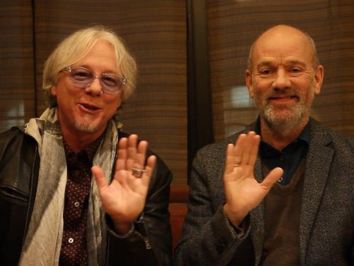 Classifiche USA: terzi i R.E.M., male Bryan Adams
