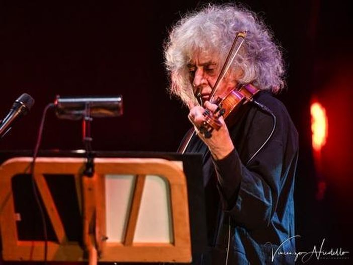 Angelo Branduardi, un doppio vinile per i 50 anni di carriera
