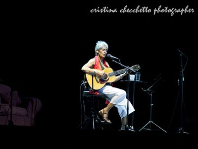 Addio (a 100 anni) alla madre di Joan Baez