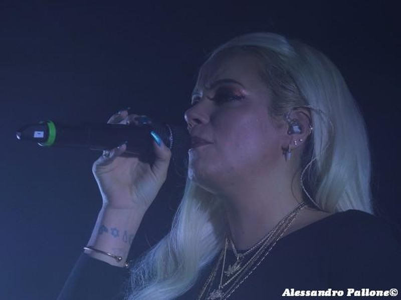 2 dicembre 2018 - Circolo Magnolia - Segrate (Mi) - Lily Allen in concerto