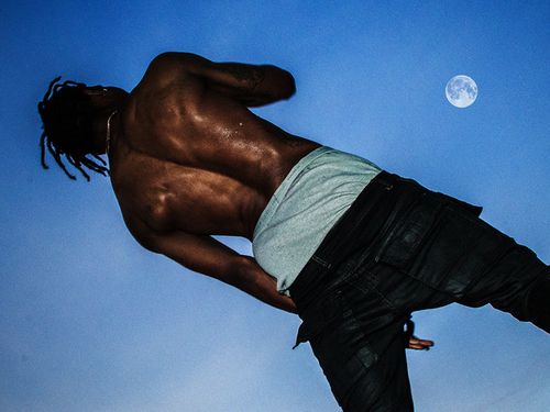 Classifiche USA, 28 settembre: Travis Scott sale al numero uno