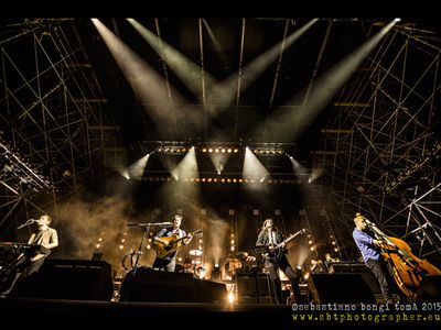 Mumford &amp; Sons: &apos;Dal vivo dimentichiamo sempre i testi delle canzoni&apos;