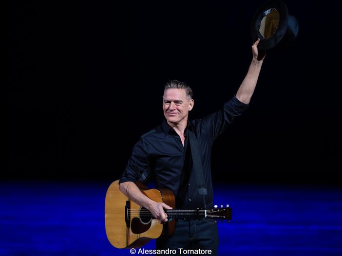 Anche Bryan Adams candidato ai Golden Globe Awards