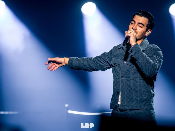 Jonas Brothers &amp; C, tutti pazzi per Twitter  