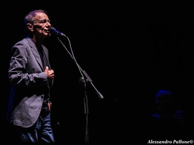 Roberto Vecchioni: ‘Nella vita bisogna inventarsi un finale diverso’