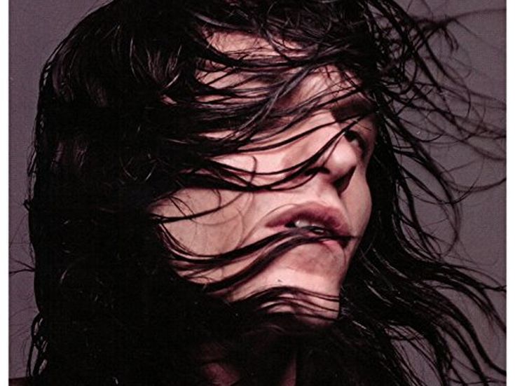La copertina di &quot;Ecstasy&quot;