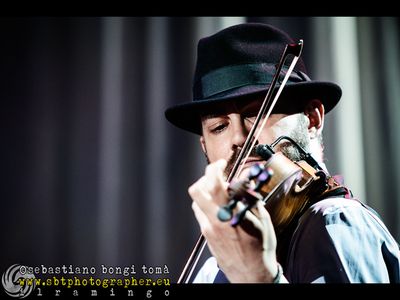 Leonard Cohen: &lt;br&gt;dopo nove anni torna il poeta del rock