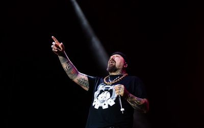 J-Ax + Articolo 31, la festa sul palco del Rock in Roma