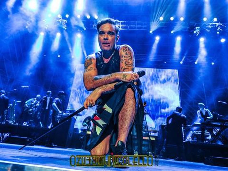 17 luglio 2017 - Piazza Colbert - Barolo (Cn) - Robbie Williams in concerto