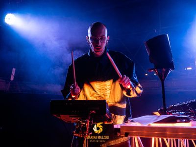 Premio Videoclip Italiano: Meg racconta &apos;Distante&apos;