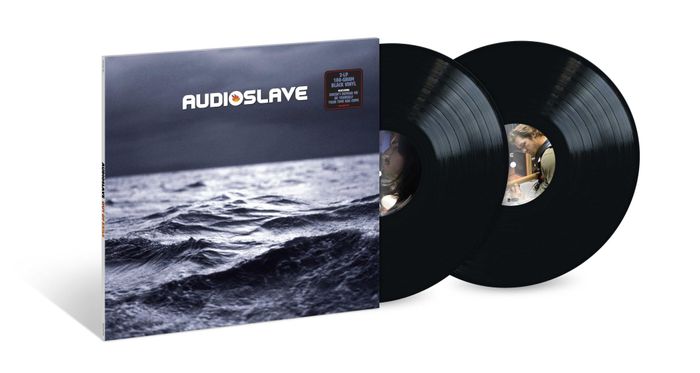 https://images.rockol.it/guQG26-qitDzkmDWp_a1OhwqqWA=/700x0/smart/rockol-img/img/foto/upload/audioslave-out-of-exile-2lp-black-vinyl-product-shot.jpg