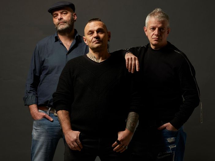 99 Posse condannati per diffamazione nei confronti di Matteo Salvini 99 Posse condannati per diffamazione nei confronti di Matteo Salvini