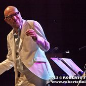 8 luglio 2012 - Parco di Villa Olmo - Como - Mario Biondi in concerto 8 luglio 2012 - Parco di Villa Olmo - Como - Mario Biondi in concerto