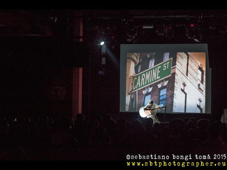 Kaki King, nel nuovo show la chitarra produrrà anche immagini