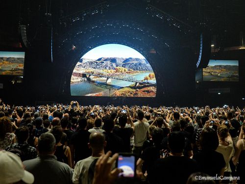 Nickelback sul mercato: tutti li vogliono 