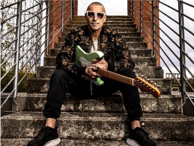 &apos;Unplugged&apos; di Alex Britti : &apos;Non vediamo l’ora di iniziare il tour acustico&apos;