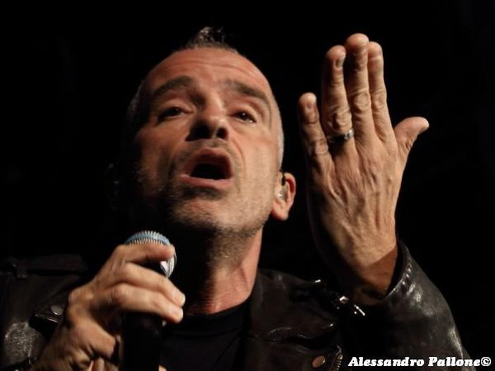 Eros Ramazzotti: nei negozi il 13 novembre il nuovo album &#039;Noi&#039;