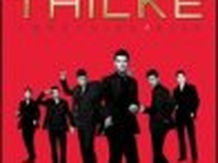 Robin Thicke accusato di violenza su minore, in gioco l&#039;affidamento del figlio