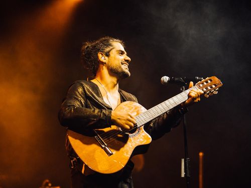 Mannarino: firmato con BMG un contratto pluriennale