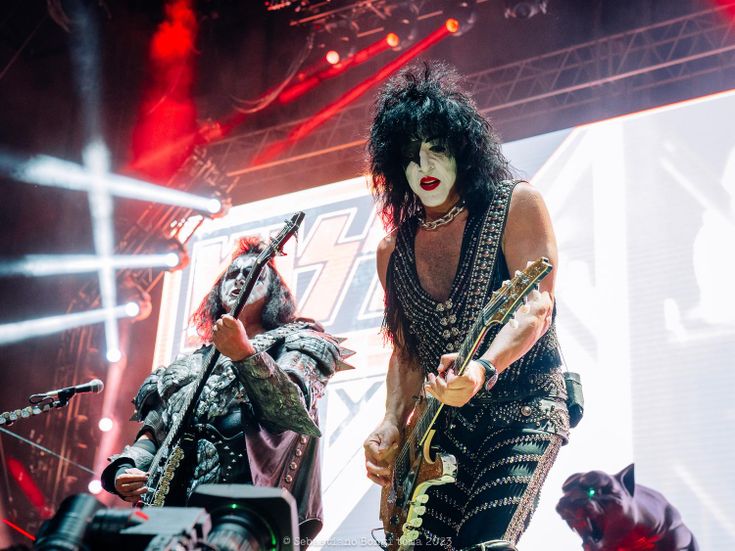 Concerti, Kiss: dopo il live un operaio muore mentre smonta il palco