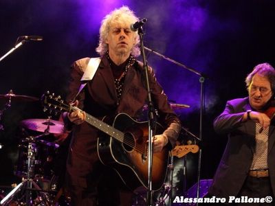 Bob Geldof ai negozianti: &apos;Aiutateci a vendere il DVD del Live Aid&apos;