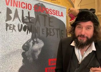 racconta le sue &quot;Ballate per uomini e bestie&quot;
