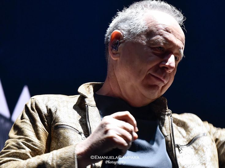 Simple Minds, tracklist e primo video da &apos;Big music&apos;: GUARDA