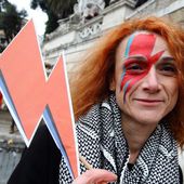 Flash Mob David Bowie - Roma