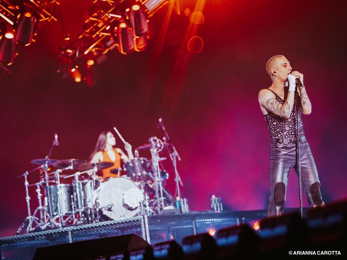 Honey (Are U Coming?): i M&aring;neskin non vogliono fermare la giostra