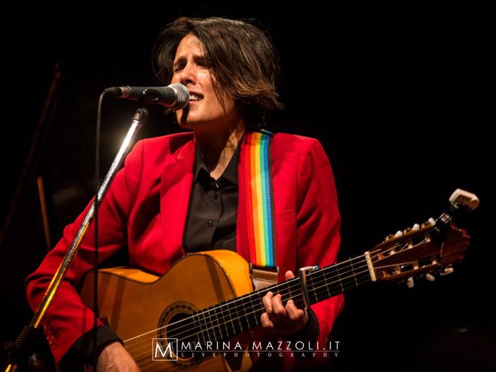 Tanita Tikaram, un ritorno rilassato ma sexy Tanita Tikaram, un ritorno rilassato ma sexy