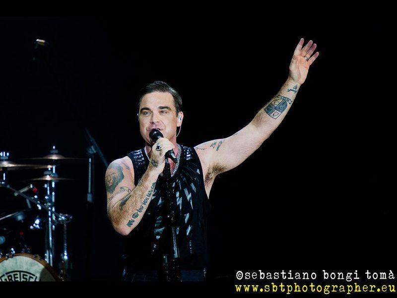 15 luglio 2017 - Lucca Summer Festival - Piazza Napoleone - Lucca - Robbie Williams in concerto