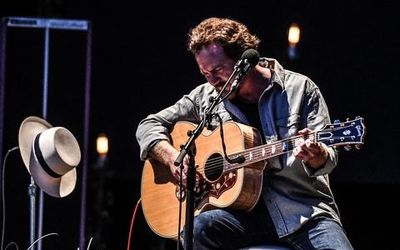 17 giugno 2019 - Collisioni Festival - Piazza Colbert - Barolo (Cn) - Eddie Vedder in concerto
