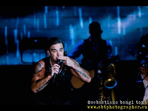 Nei negozi ad ottobre il videogame di Robbie Williams