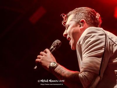 John Newman: dopo &apos;Love me again&apos; esce il disco di debutto &apos;Tribute&apos;